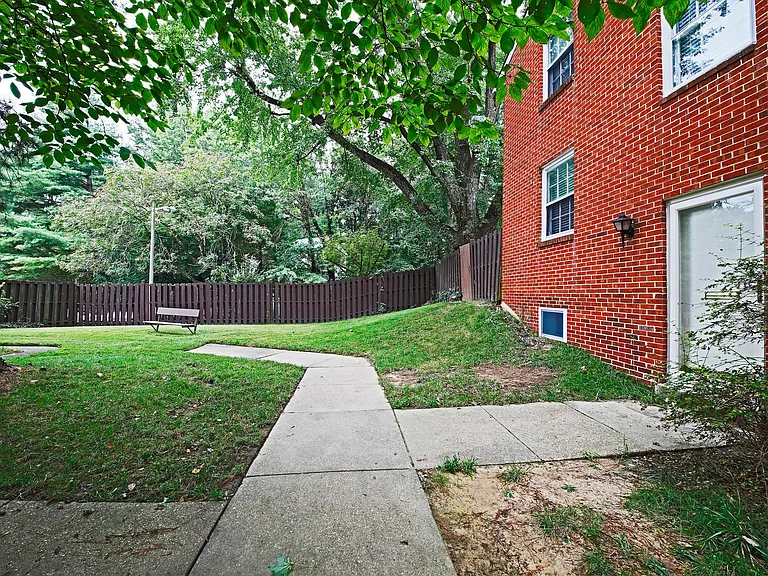 3334 Webley Ct — Photo 26