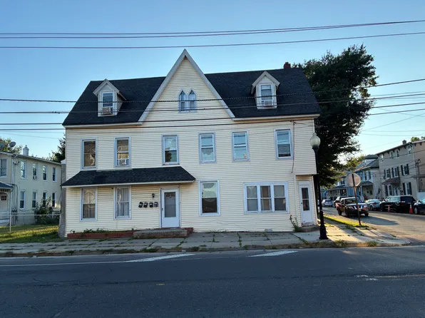 20 Pine St, Mount Holly, NJ 08060