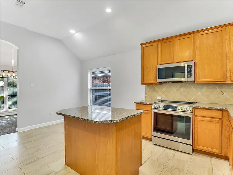8314 Dusty Canyon Ln — Photo 10