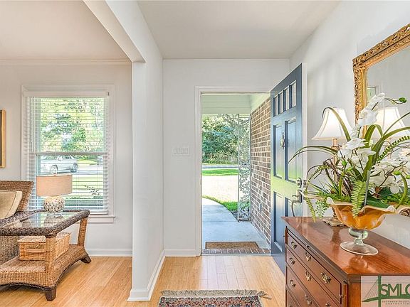 5th image of 5 Lakewood Ct