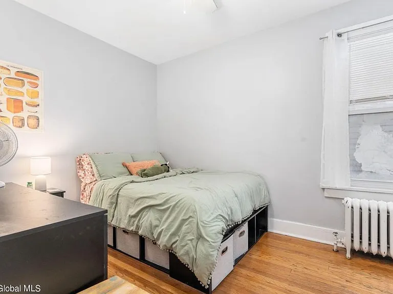 115 Woodlawn Ave #1 — Photo 9