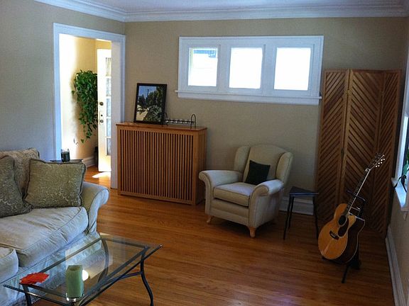 3rd image of 626 Belleforte Ave