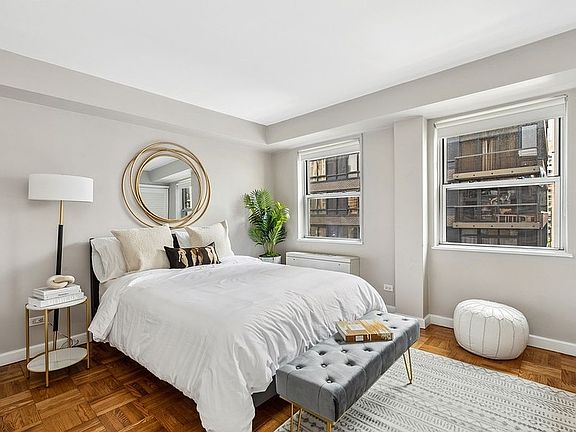 4th image of 330 E 49th St APT 14B