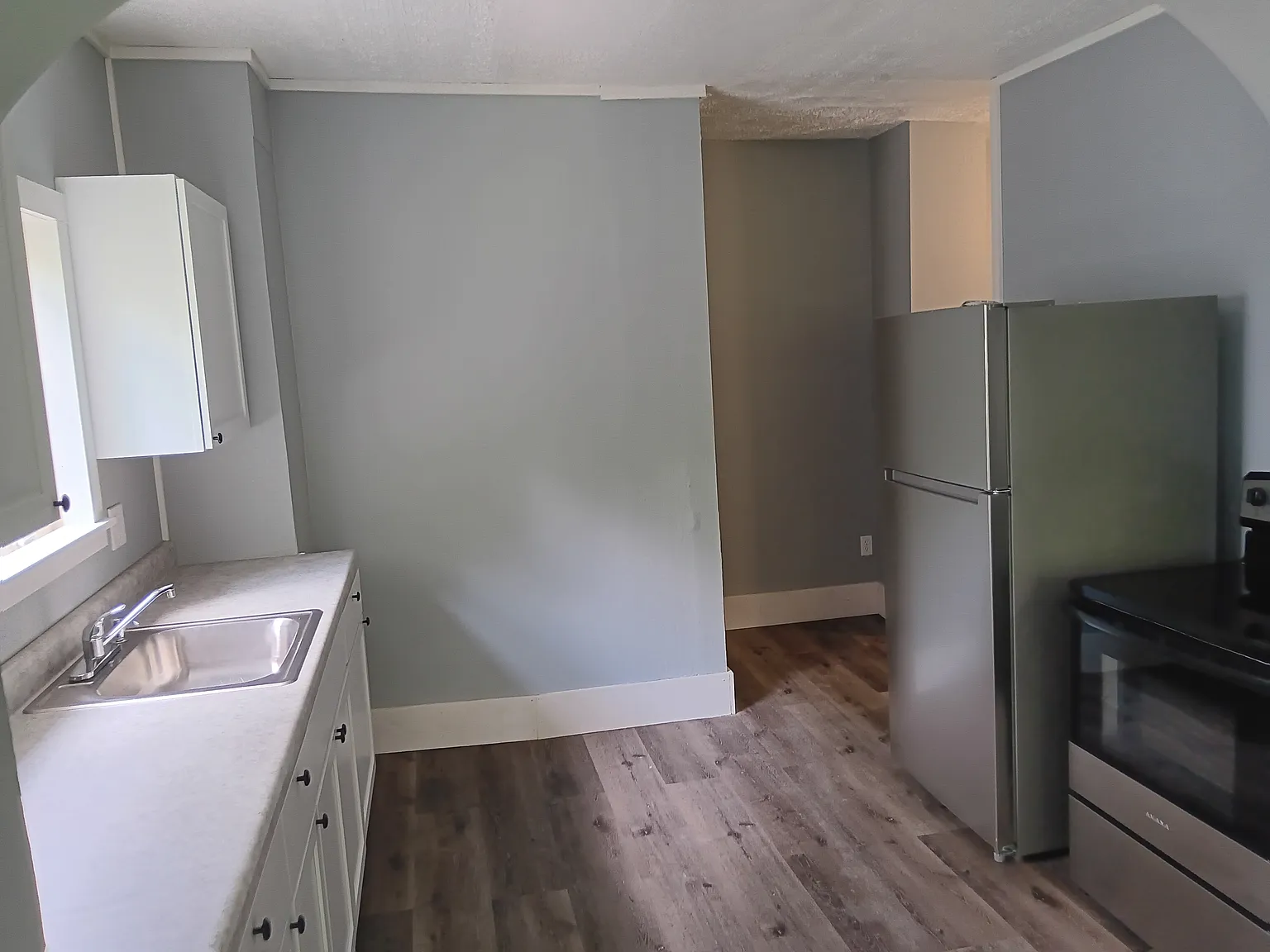 4 bed, 1.5 bath, 1412 sqft, $1,275 — Photo 4