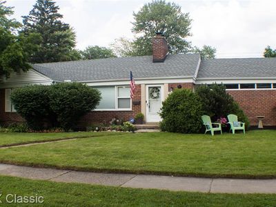 2012 Ellwood Ave, Berkley, MI, 48072