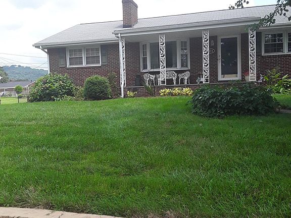 2nd image of 204 Keesling Ave