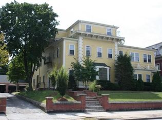 1582 Westminster St APT 3, Providence, RI 02909