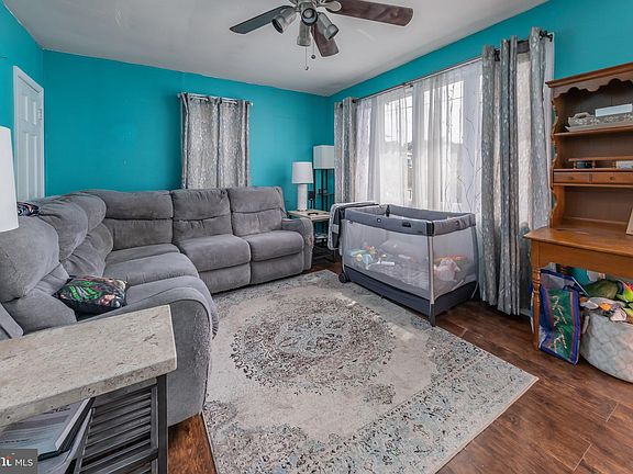4th image of 209 S Lincoln Ave