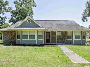 7655 Woodland Trl, Orange, TX 77630