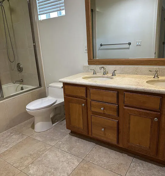918 S Harvard Blvd #302 — Photo 10
