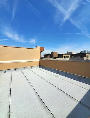 Rented by Compass | media 32