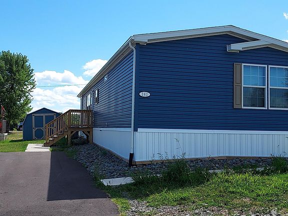 Exterior Image-4-EAGLE RIVER 40 Oakwood Lake Village