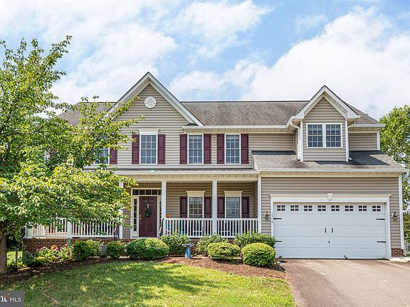 3rd image of 10710 Tricia Pl