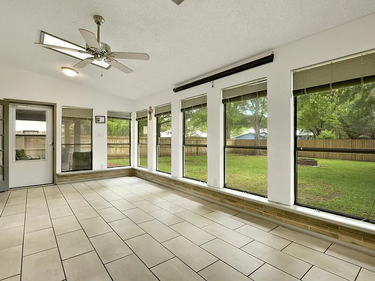 3617 Ridgecrest Dr — Photo 10