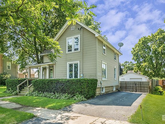 Lots of off street, driveway parking space.