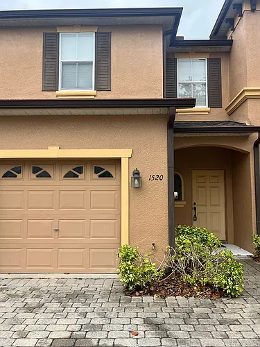 1520 Retreat View Cir Photo 1