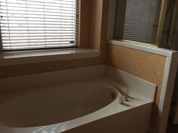 4th image of 4460 Sierra Dr