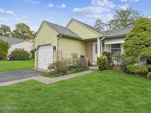 2nd image of 65A Sunset Road #60