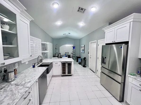 2229 E Soft Wind Dr, Phoenix, AZ 85024