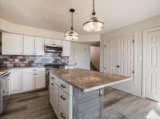 10 Adams Rd, Edgewood, NM 87015