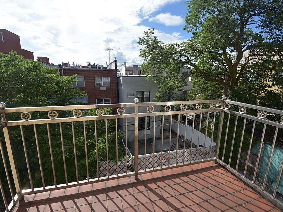 1st image of 30-12 33rd St #3