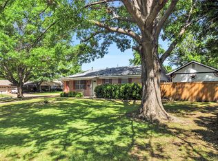 218 Vernon Castle Ave, Benbrook, TX 76126