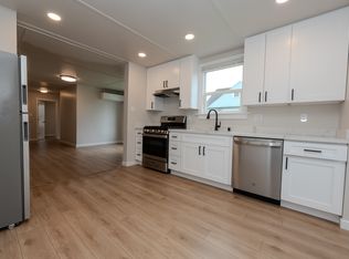 336 3rd St SE APT 3, Puyallup, WA 98372