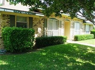 3011 Kensington Dr, Mesquite, TX 75150