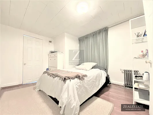 Rented by ZealEstate Group Inc | media 20