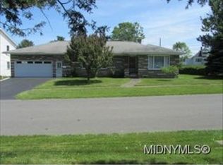 7 2nd St, Yorkville, NY 13495