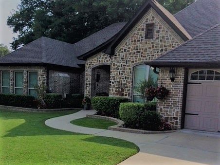 1st image of 113 Holly Hill Ln