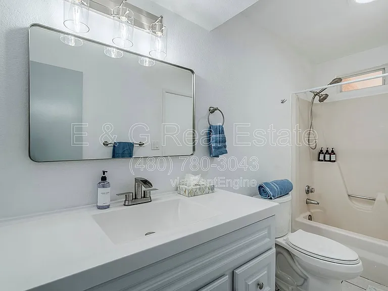 1022 W Apollo Ave — Photo 51