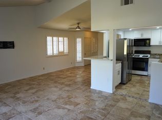46400 Ryway Pl UNIT 10, Palm Desert, CA 92260
