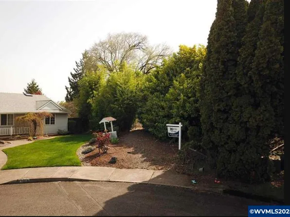 2990 Wallace Rd NW, Salem, OR 97304