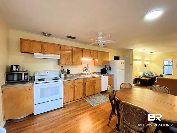 5th image of 106 Ryan Ct