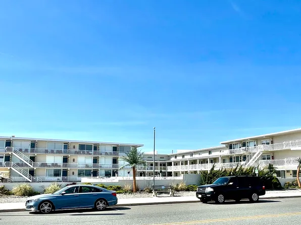 1200 Kennedy Dr #214, Wildwood, NJ 08260