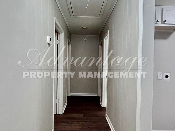 4th image of 3933 Rossiland Cir S