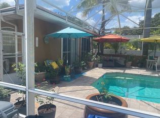 210 Becker Rd, Venice, FL 34293