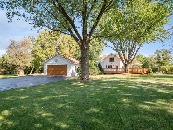 2808 Bain Ct, De Pere, WI 54115
