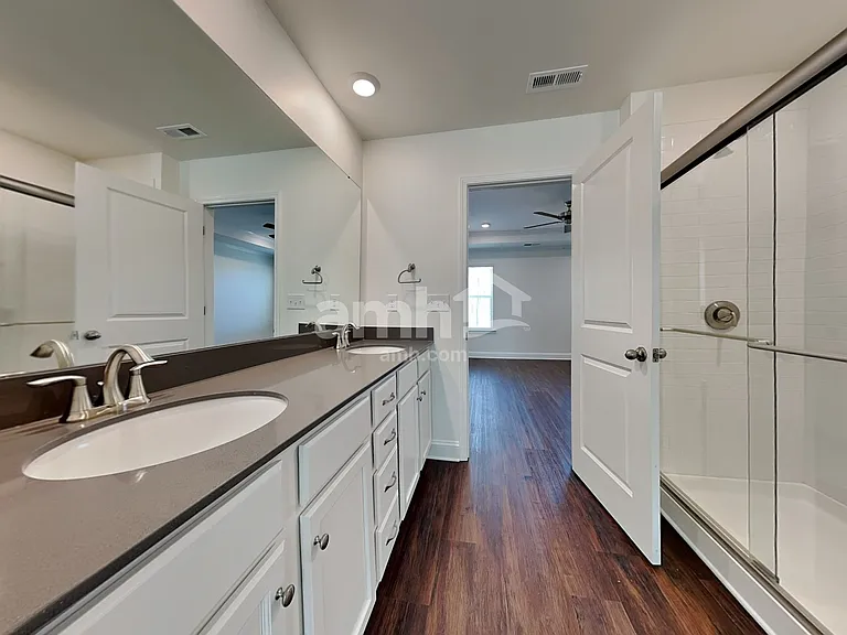 625 Rivermist Dr — Photo 13