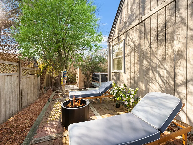 30 Wyandanch Ln — Photo 19