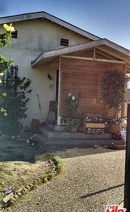 2nd image of 302 E 112th St