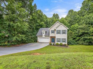806 17th Avenue Dr SE, Hickory, NC 28602