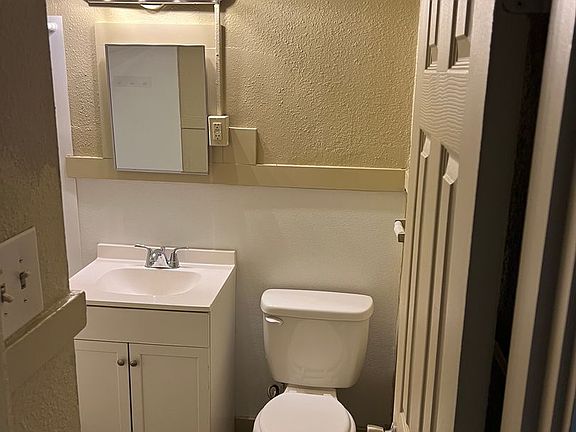 5th image of 1108 Powell St #716