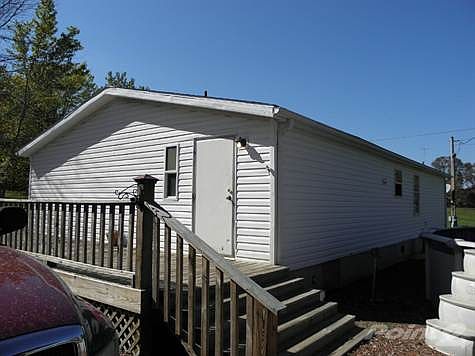 3rd image of 120 Spencer Ln