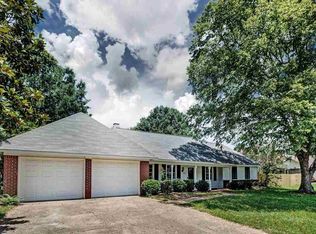 320 Longmeadow Dr, Ridgeland, MS 39157