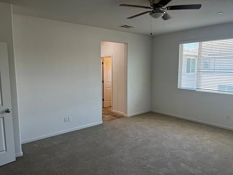 1614 Lion St — Photo 12