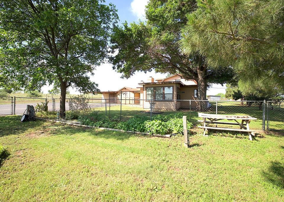 1st image of 8881 Rust Rd