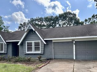10622 Hillcroft St, Houston, TX 77096