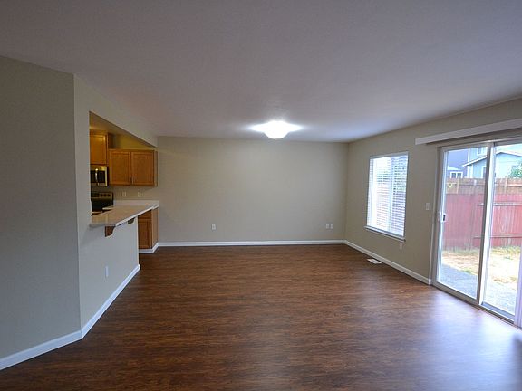 2nd image of 11113 185th Ave E